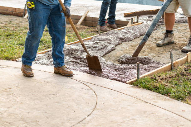 Best Concrete Driveway Installation in Ellinwood, KS